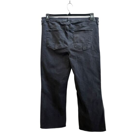 American Eagle Next Level Stretch Black Wash Kick Boot Crop Jean Plus Size 18R - Picture 5 of 12